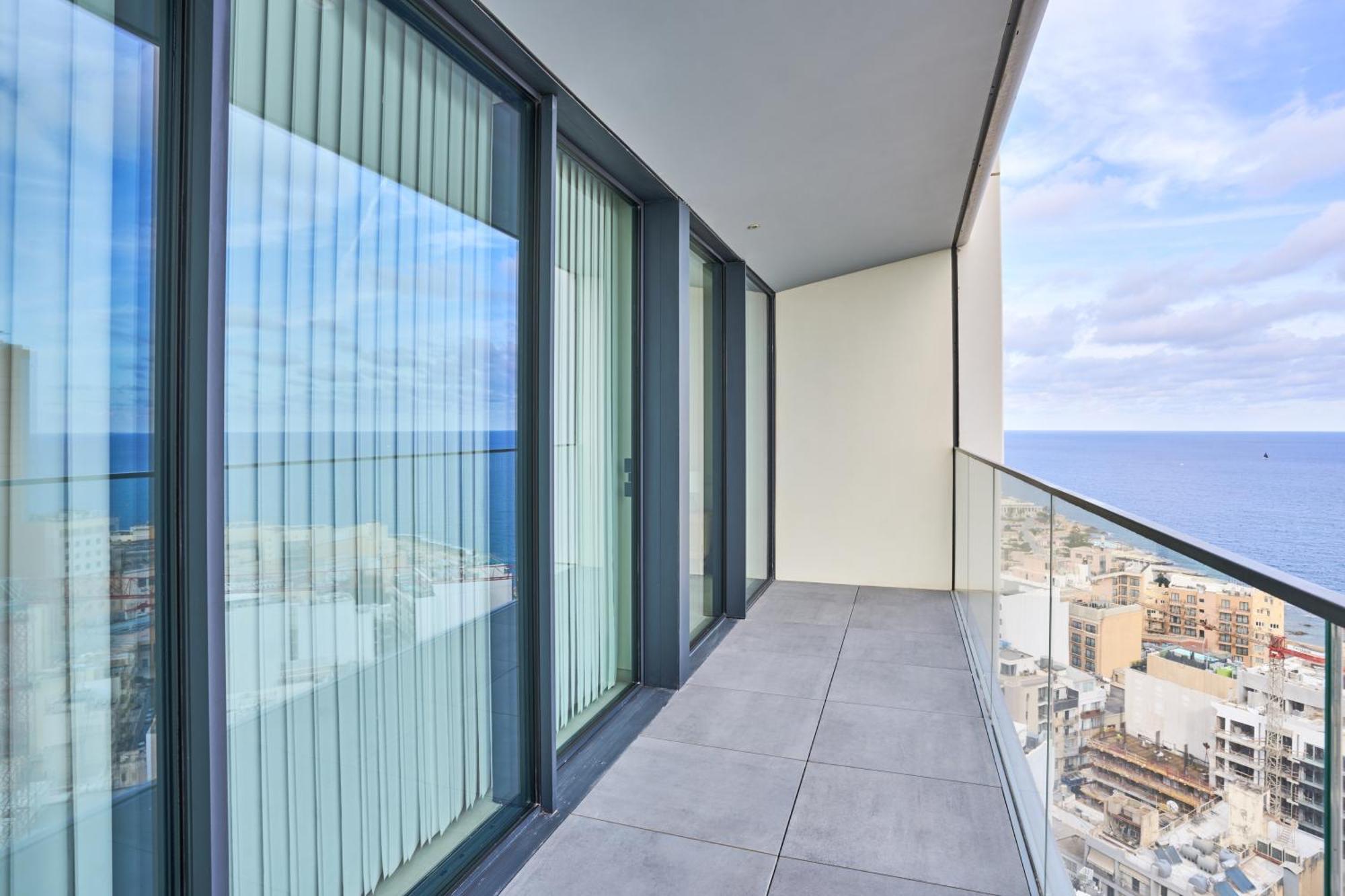 Mercury One Bedroom Haven With Fantastic Views